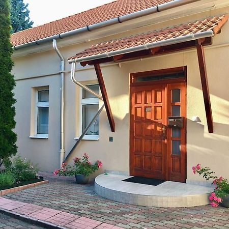 Andrea Apartman Miskolc Belvarosaban Exteriér fotografie