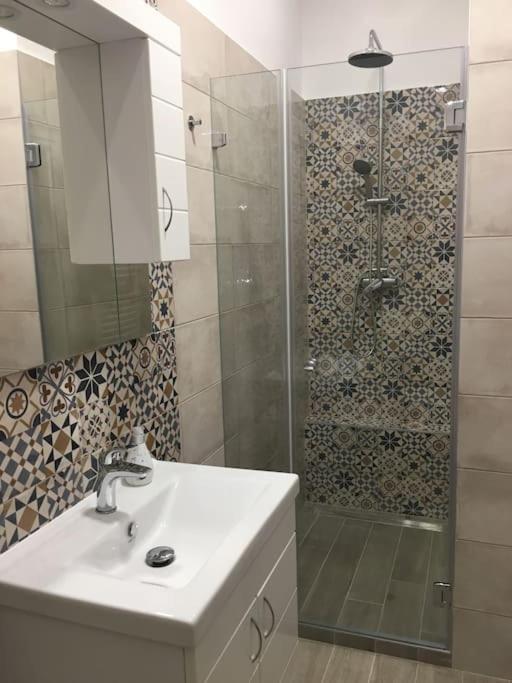 Andrea Apartman Miskolc Belvarosaban Exteriér fotografie