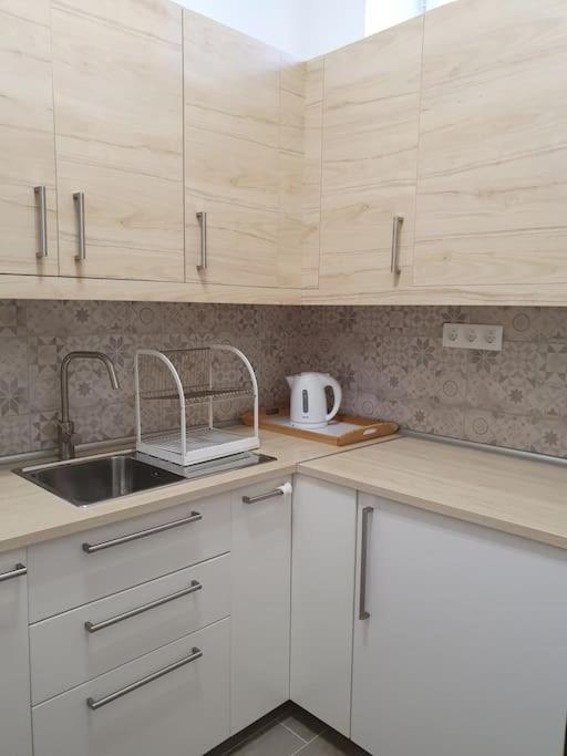 Andrea Apartman Miskolc Belvarosaban Exteriér fotografie